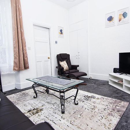 The Summit West End- Elegant Apartment With Free Parking In Prime Location Aberdeen Eksteriør bilde