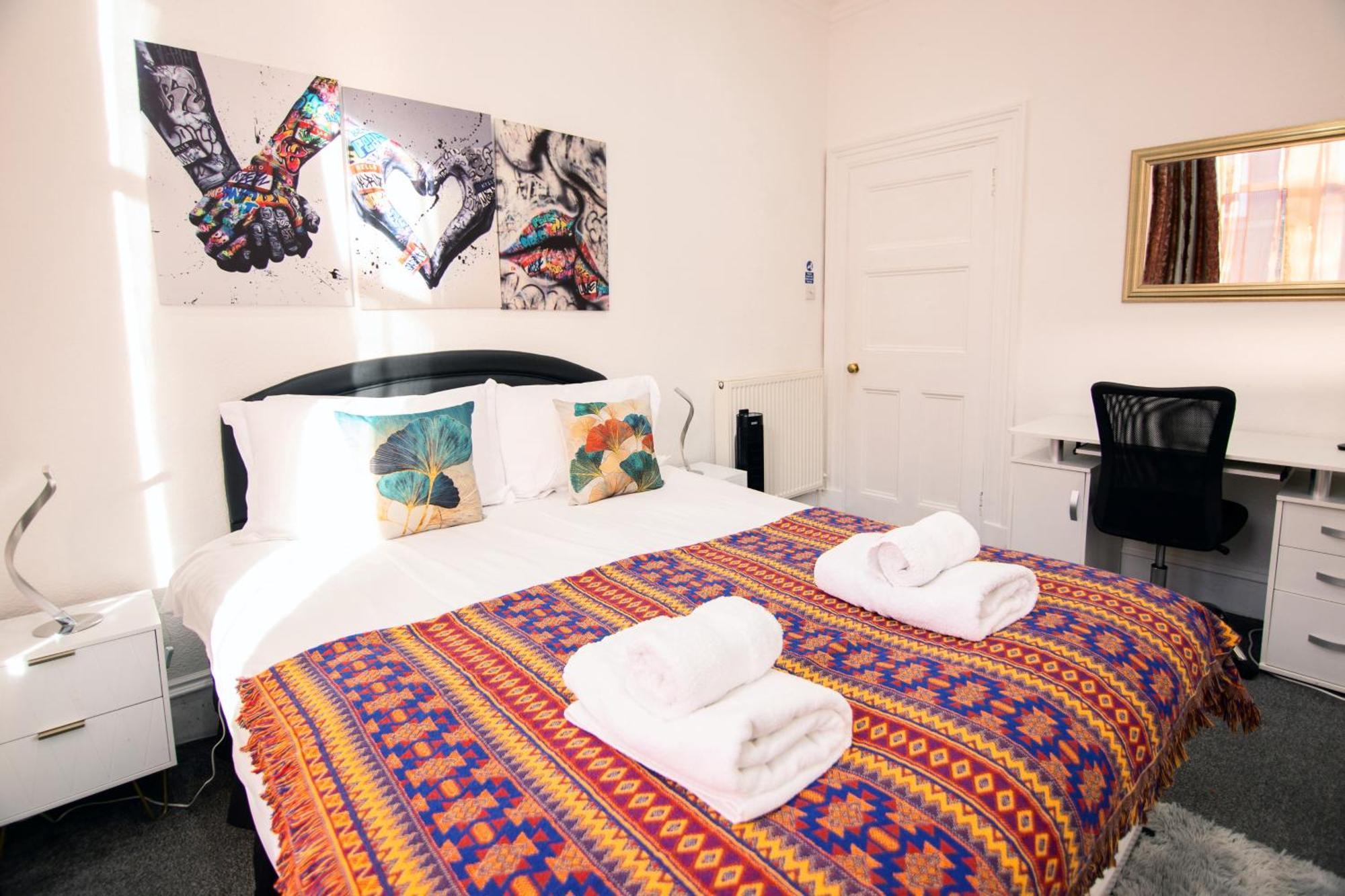 The Summit West End- Elegant Apartment With Free Parking In Prime Location Aberdeen Eksteriør bilde